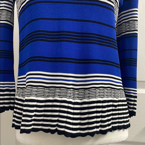 Elegant Striped Sweater in Blue Black & White 3/4 Bell Sleeves Boat Neck Size S - Picture 3 of 12